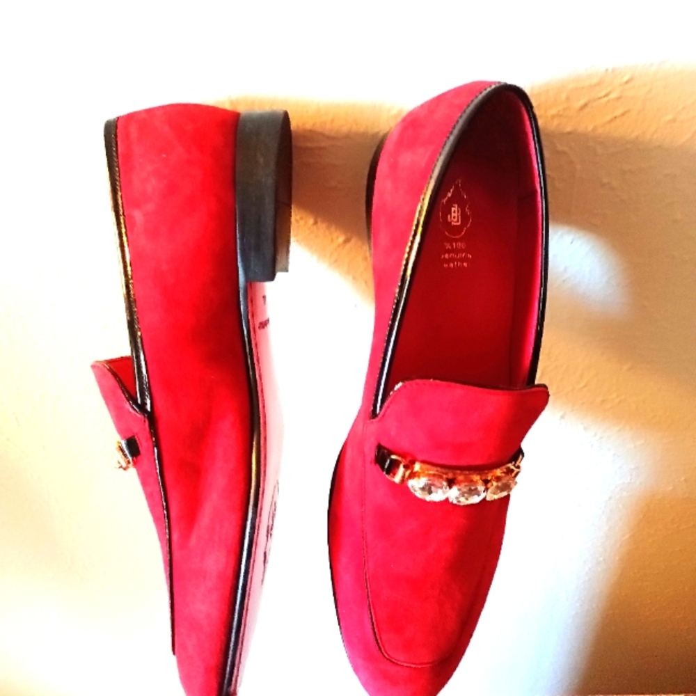 Authentic Suede shoe by JB.
